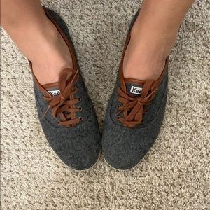 Slip on flats/ shoes